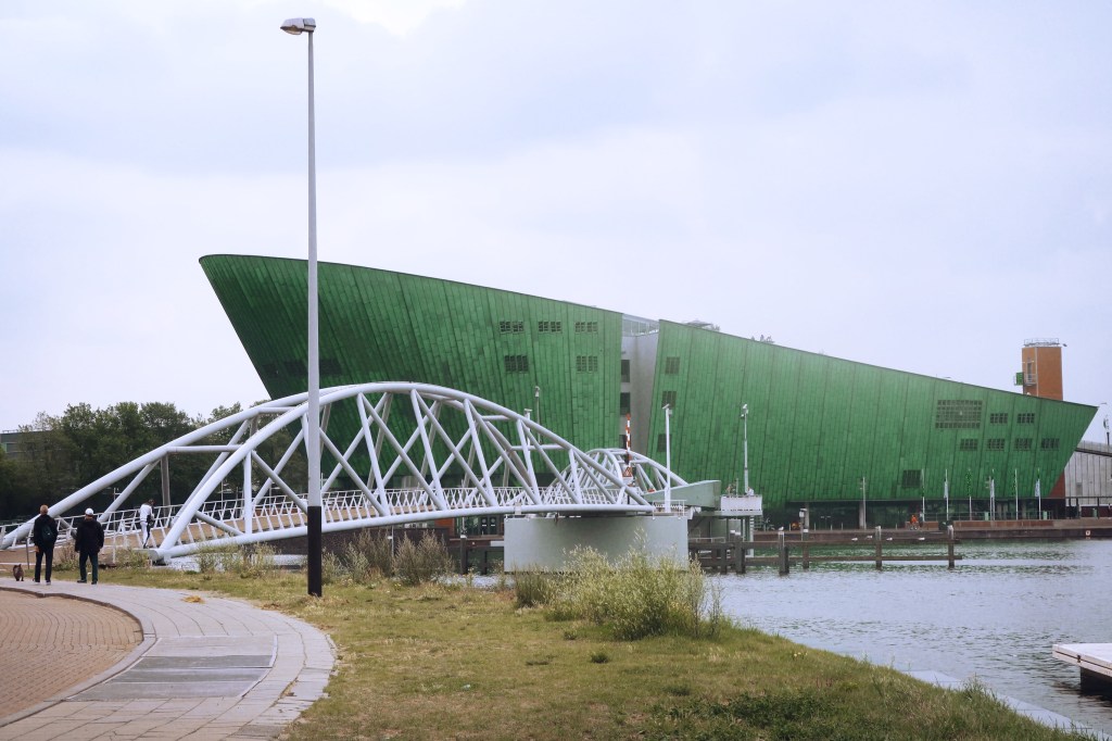 A trip to NEMO and Sea Palace&nbsp;restaurant